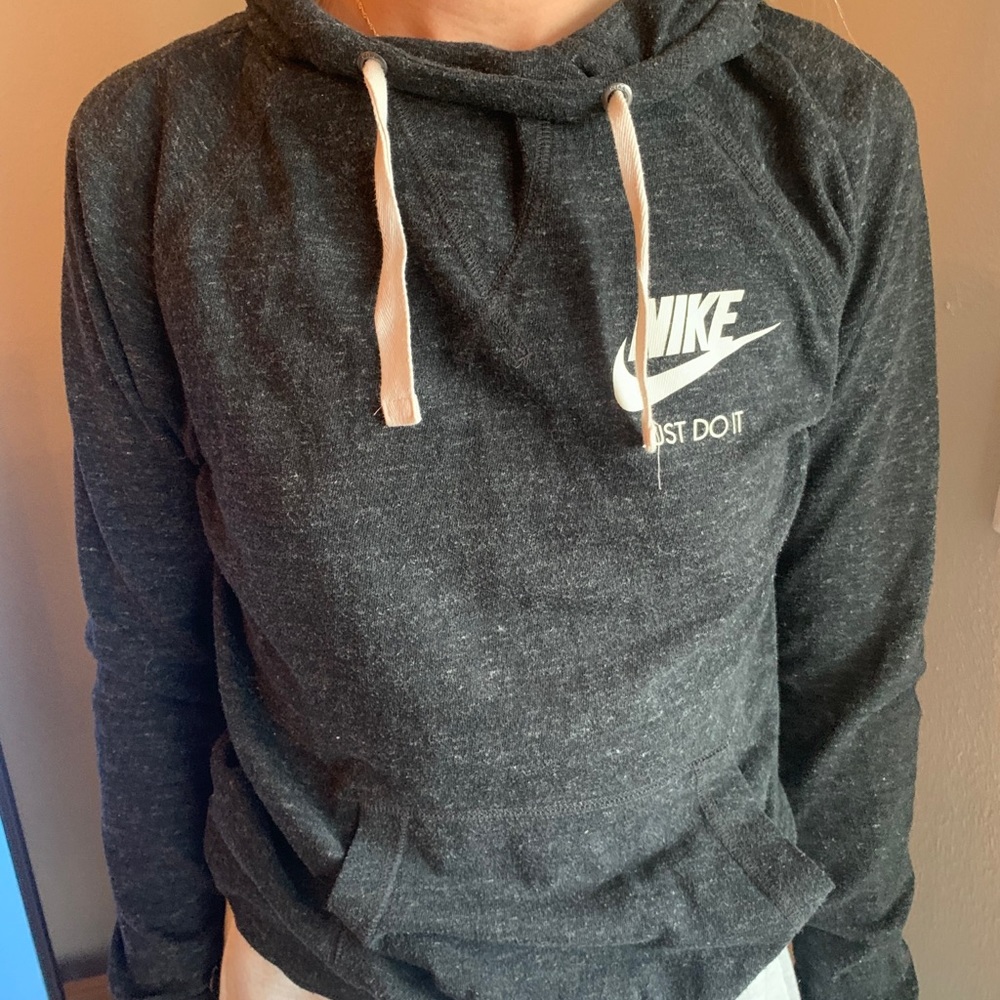 Nike sweatshirt